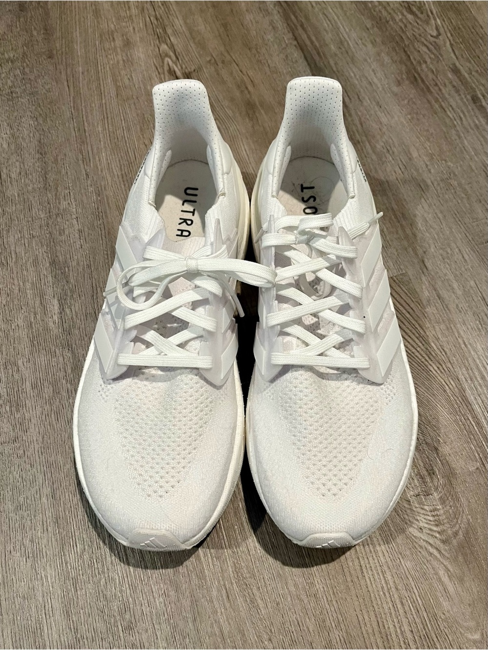🌺 adidas Ultra Boost Men's Running Shoes - White